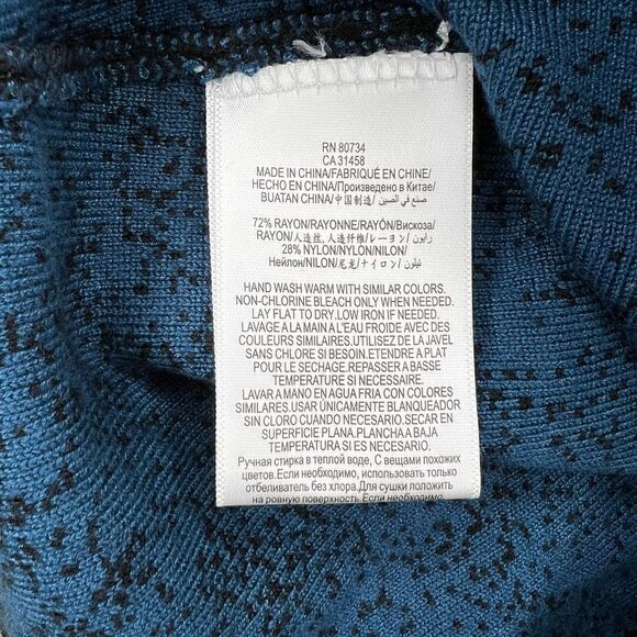 BCBGeneration, Cropped Long Sleeve Sweater, Ombré Speckled Pattern, Size Small - Picture 6 of 9